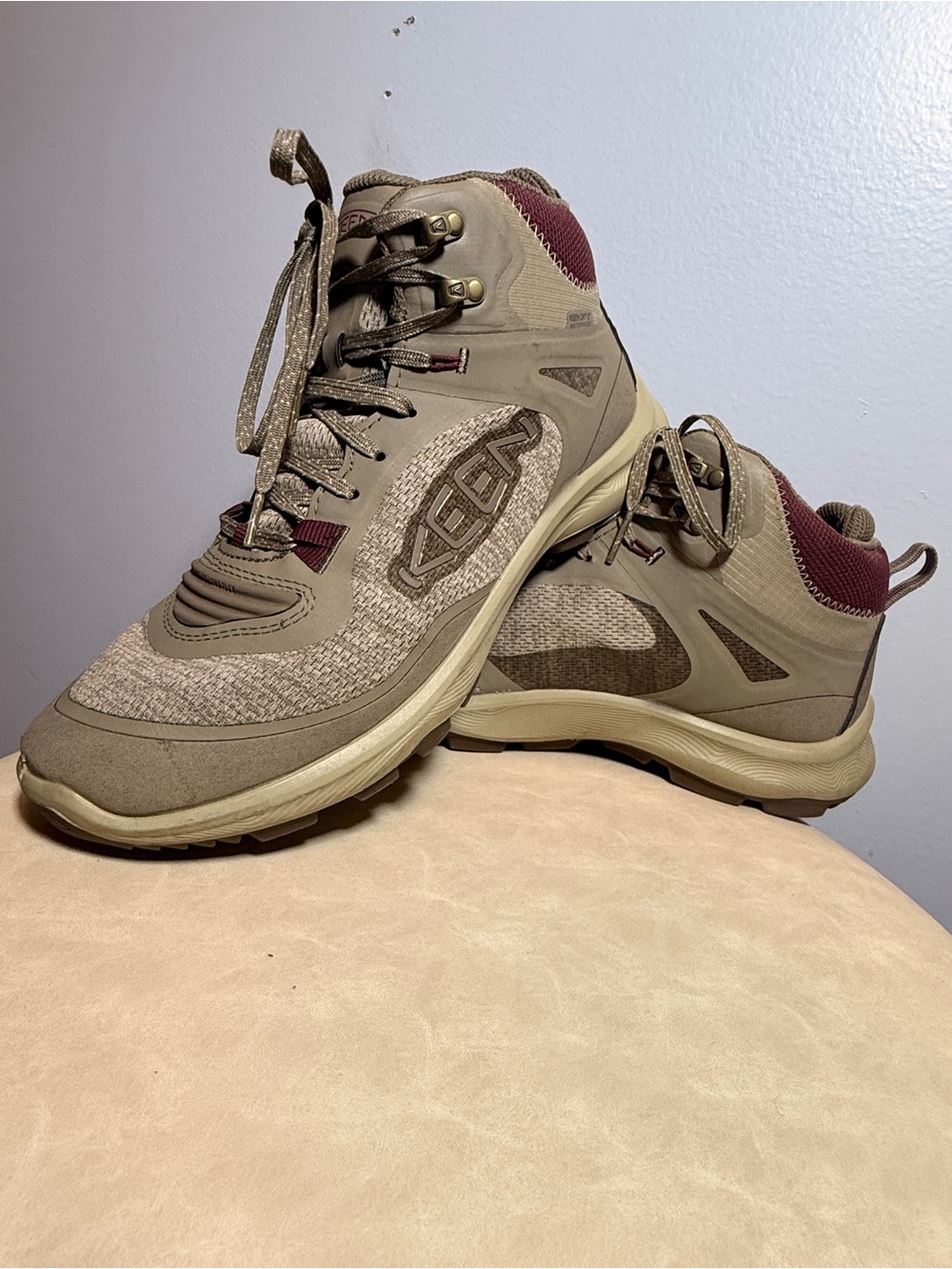KEEN Women's Taupe Hiking Boots with Maroon Collar